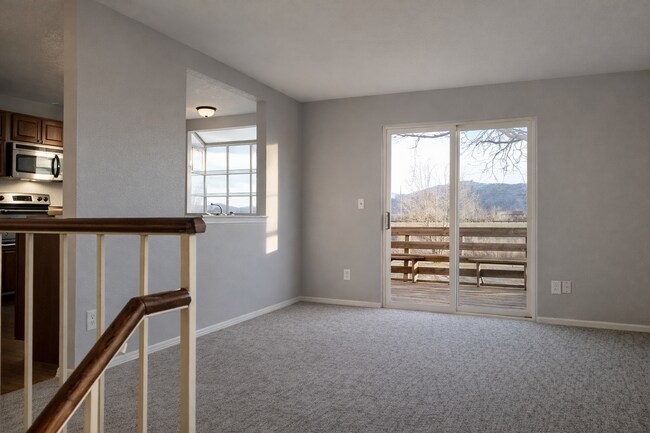 Building Photo - 8996 W Teton Cir