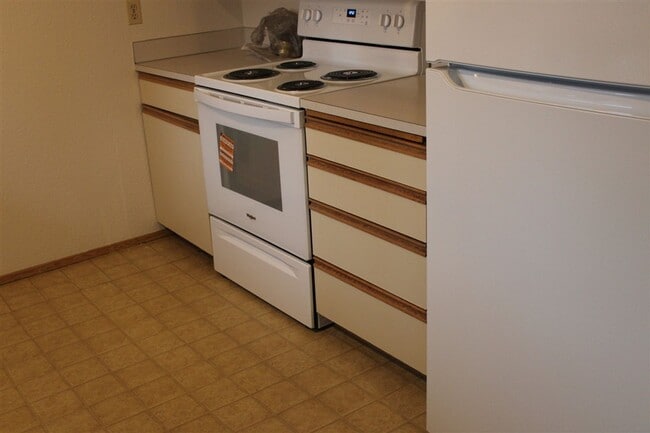 Building Photo - Waldangle, LLC