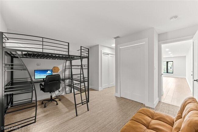 Building Photo - 1890 Bald Eagle Dr