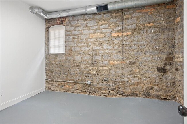 Building Photo - 360 Ponce De Leon Ave NE