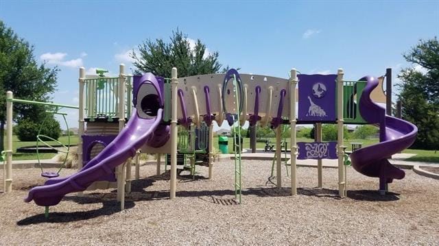 Building Photo - 660 Hobie Point Dr