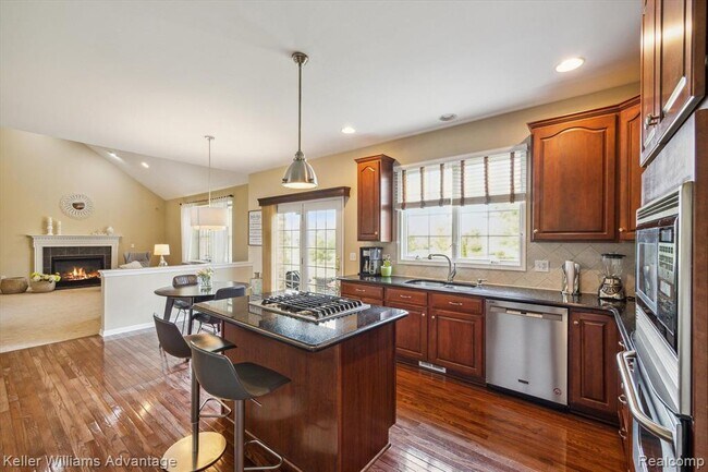 Building Photo - 24323 Bellingham Dr