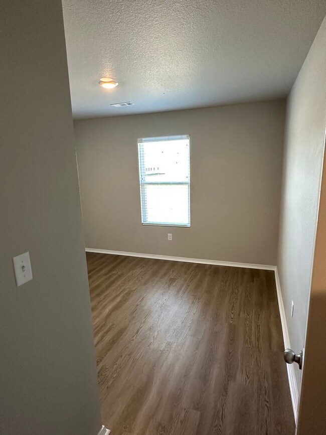 Building Photo - Practical Living Starts Here! — 3-Bed, 2-Bath Home in Maumelle