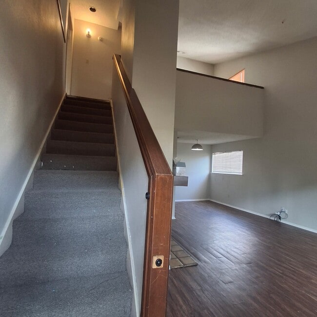 Building Photo - 3523 Tanglewilde St