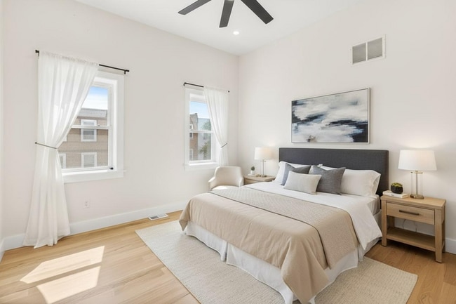 Building Photo - 2441 E Firth St