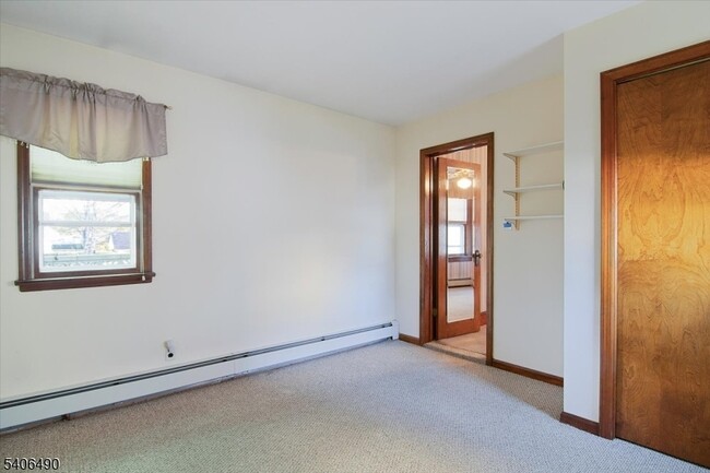 Building Photo - 124 Colfax Ave