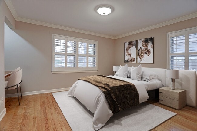 Building Photo - 9917 Cedardale Dr