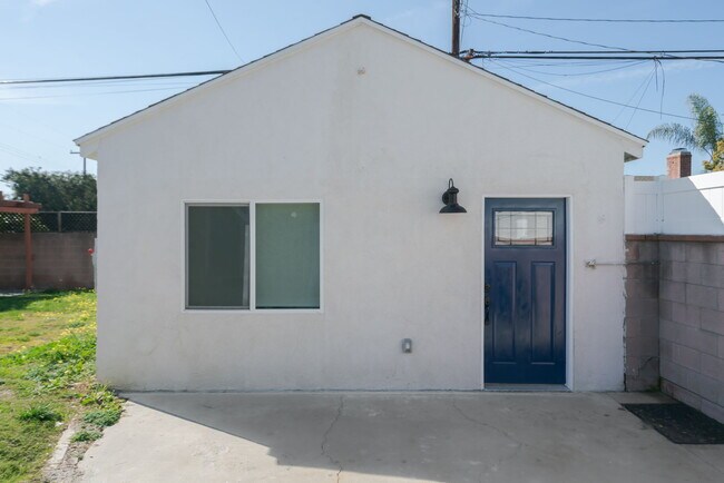 Building Photo - 11106 Saragosa St