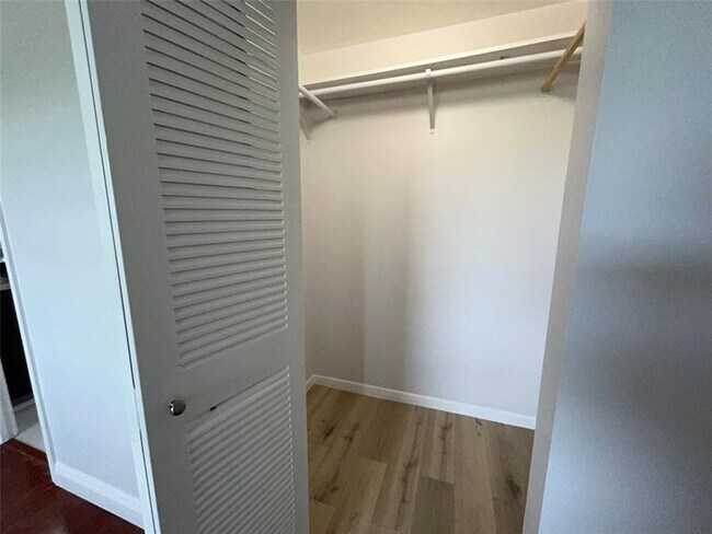 Building Photo - 2391 NW 89th Dr