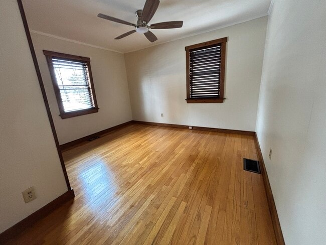 Building Photo - 4 Braemore Rd