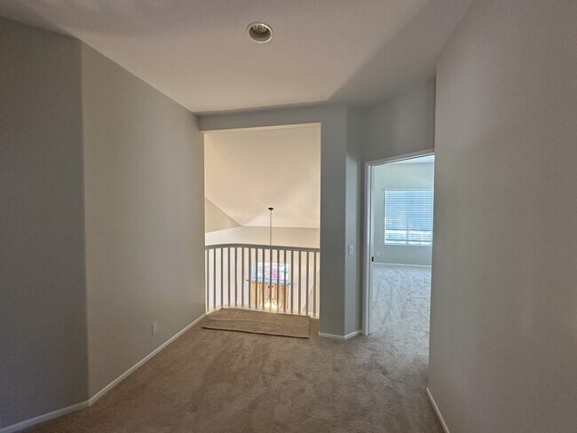 Building Photo - 237 Spurwood Ln