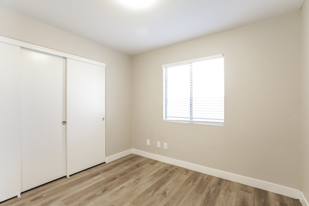 Building Photo - 2446 Cliffwood Dr