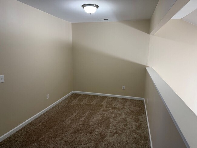 Building Photo - MOVE-IN SPECIAL: Half Off First Month + NO Admin Fees + NO App Fees!