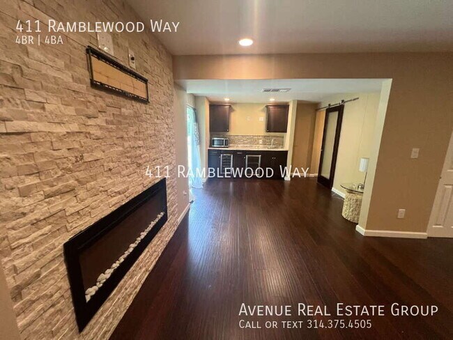 Building Photo - 411 Ramblewood Way