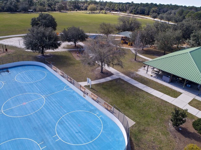 Building Photo - 4 bedroom 3 Bath Pool home in Lakewood Ran...