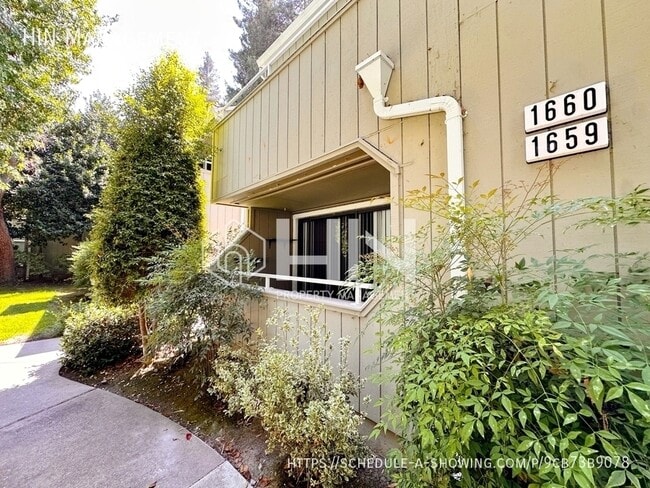 Building Photo - 1659 Braddock Ct