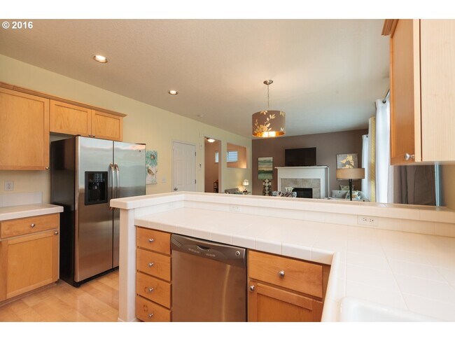 View to Living & Dining - 1120 SE Tamora Ave