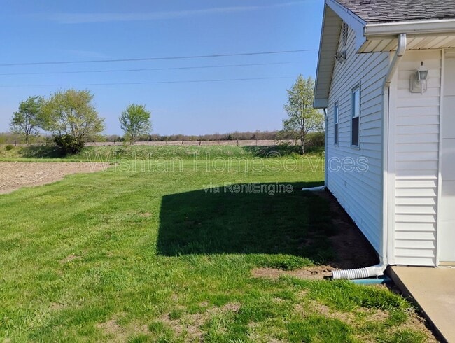 Building Photo - 2348 N 1200th Ave