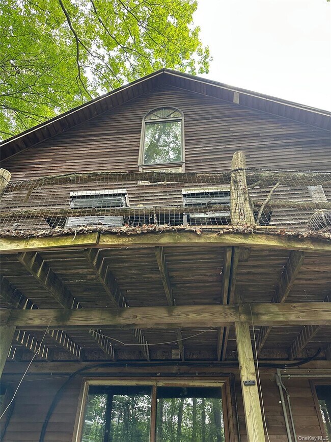 Building Photo - 95 Cascade Rd