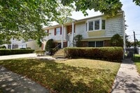 Building Photo - 65 Bluebird Ln