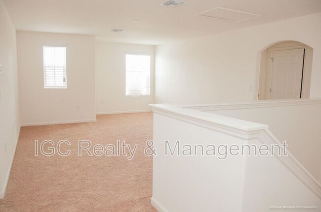 Building Photo - 1623 Musgrass Cir