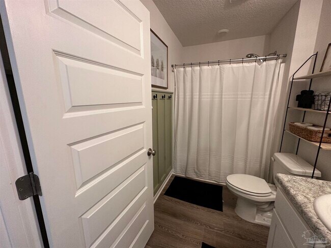 Building Photo - 5292 Peach Dr