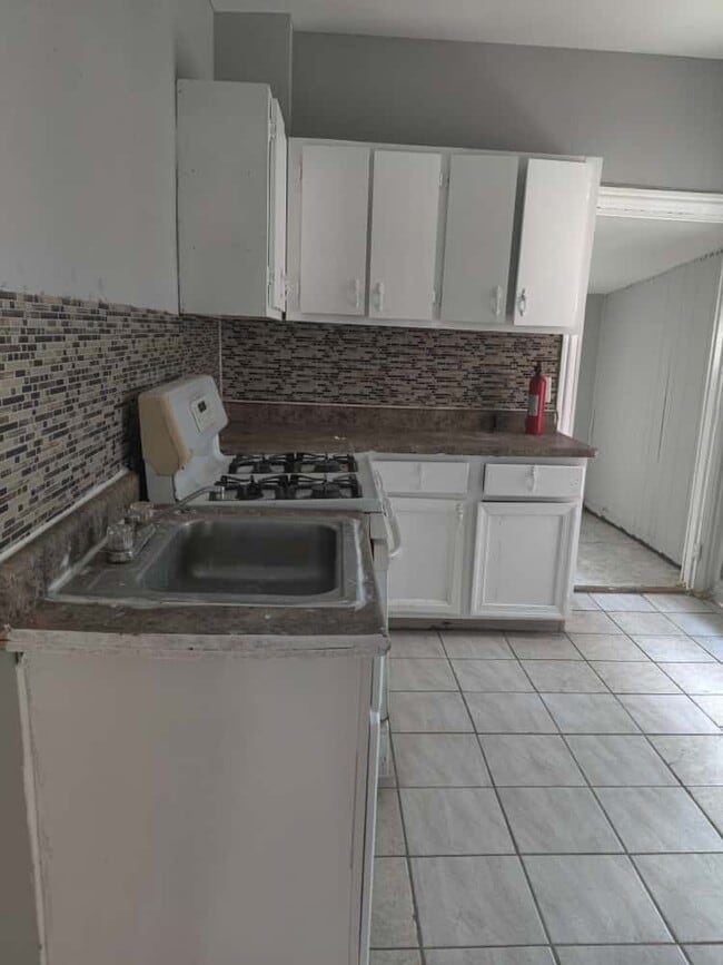 Building Photo - 4322 Otter St