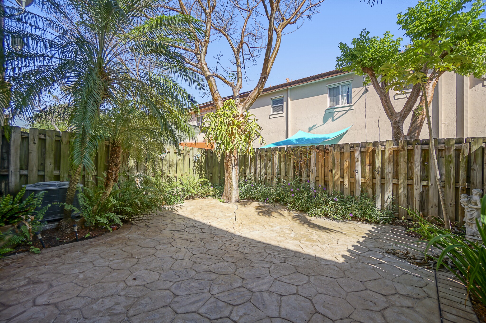 Building Photo - 8881 SW 220th Ln