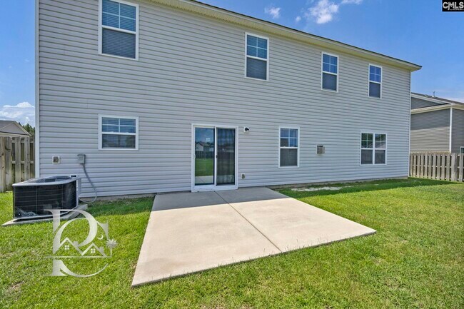 Building Photo - 5 Spinney Ct