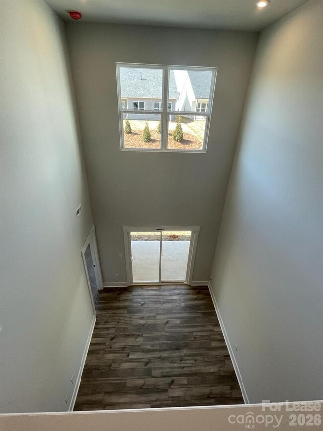 Building Photo - 9547 Munsing Dr