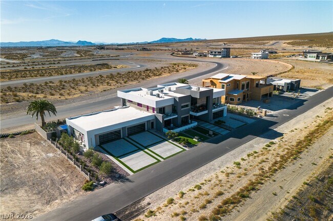 Building Photo - 3266 S Spg Mountain Blvd