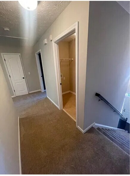 Building Photo - 6080 Townes Way