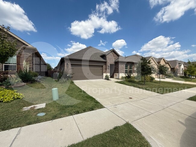 Building Photo - 4124 Ellinger Dr