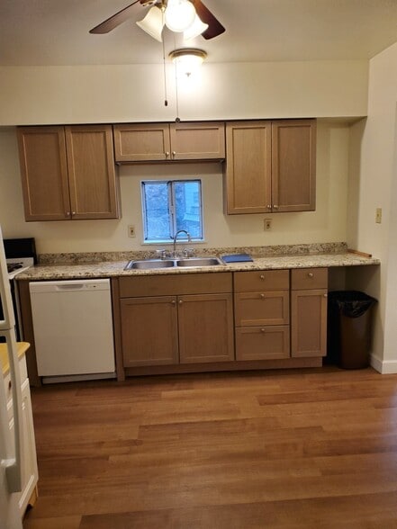 Building Photo - 1055 Saxonburg Blvd