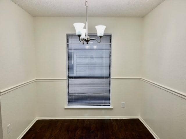 Building Photo - 6451 Woodbeach Dr