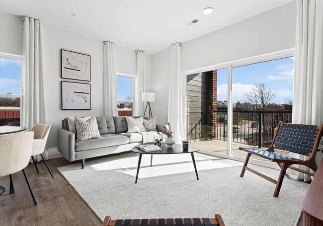 Building Photo - Beautiful NEW 2-Bed, 2- Bath Apartment in Rock Hill!