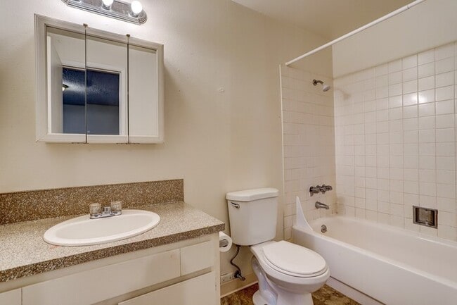 Building Photo - READY FOR YOU!! - Spacious upper 1 bedroom...