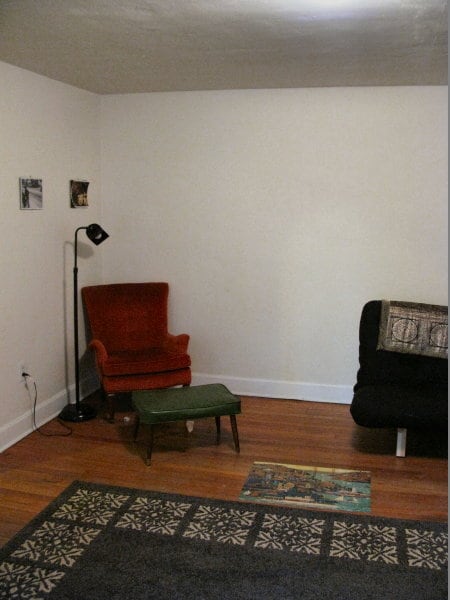 Building Photo - 104 S Grove St