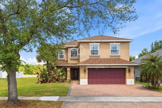 Building Photo - 824 Lake Biscayne Way