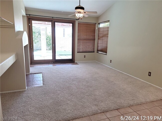 Building Photo - 2700 Copper Cove Dr