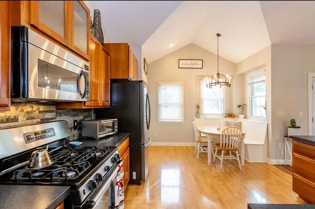 Kitchen - 20152 Marie Ct