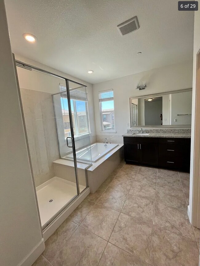 Building Photo - North Lake (Natomas) 4/3+ HUGE Bonus!  WATER VIEW!! - Please read entire ad for viewings!