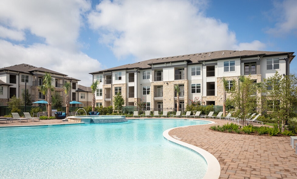 Broadstone Vintage Park apartments — community photo - Broadstone Vintage Park