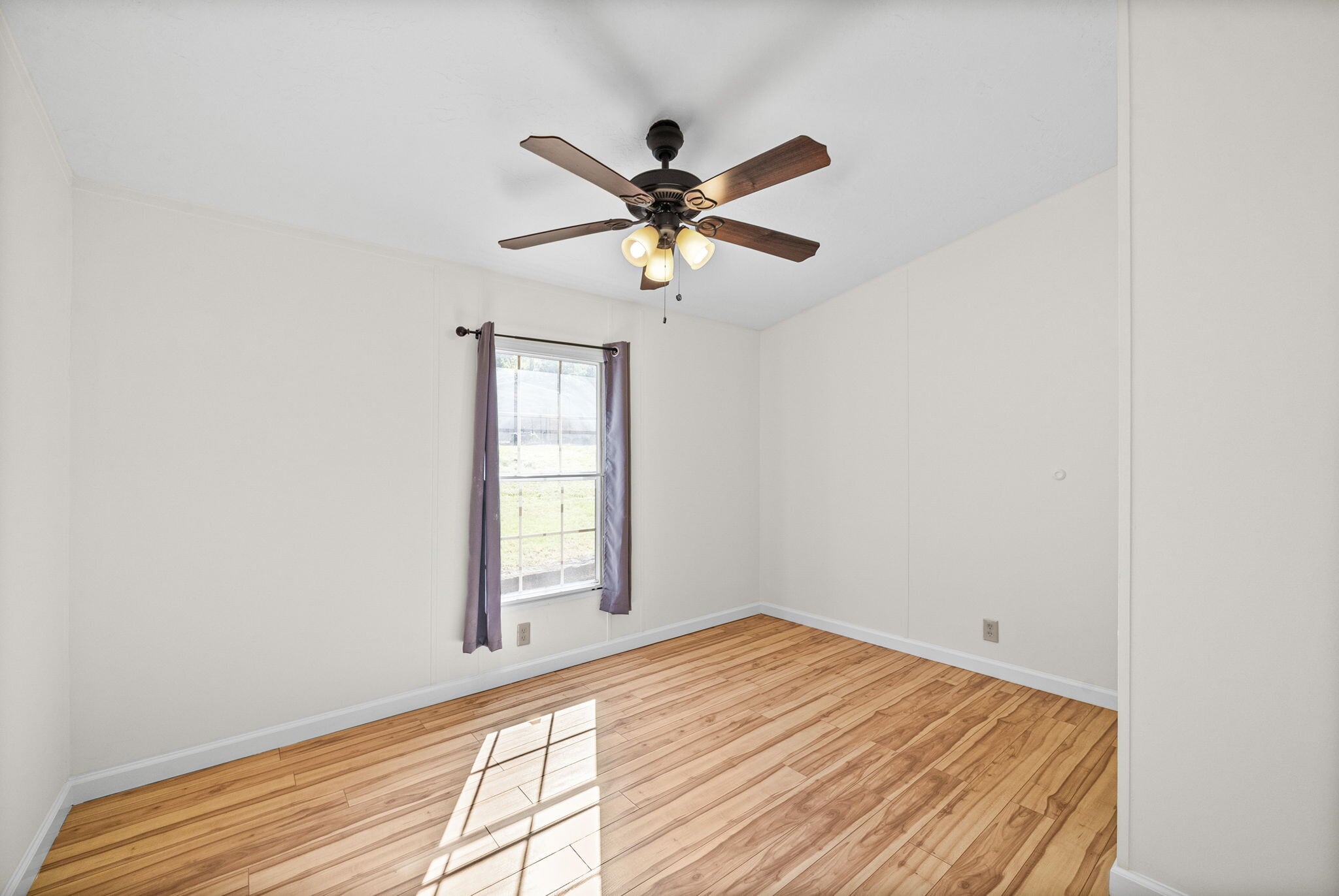 Building Photo - 315 Riverview Dr