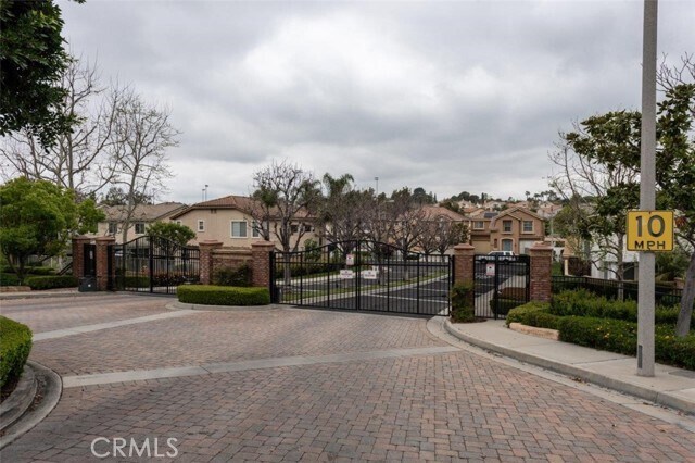 Building Photo - 14136 Visions Dr