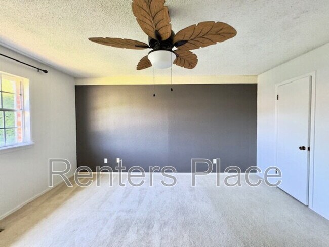 Building Photo - 6310 S 72nd E Pl