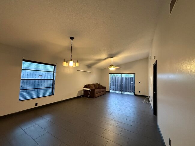 Building Photo - 1389 Pines Ln