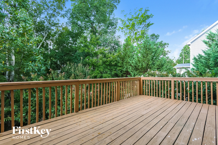Building Photo - 413 Holly Thorn Trace
