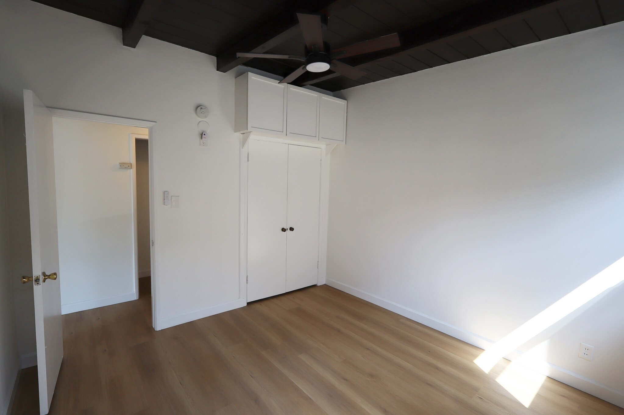 Building Photo - 429 28th St