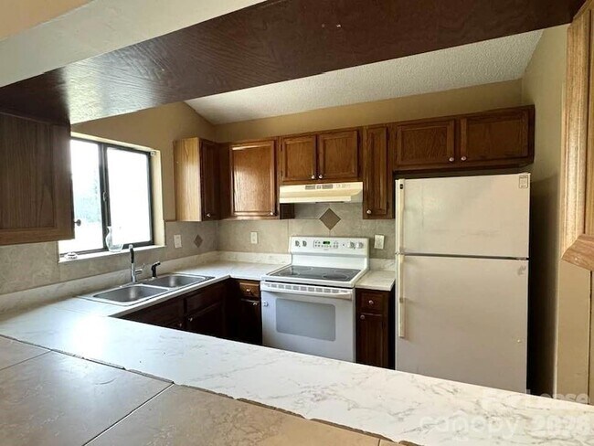 Building Photo - 722 Mallard Head Pl